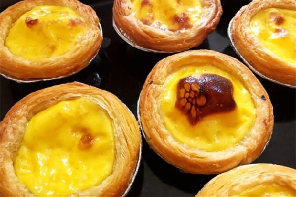 蛋撻皮要先烤一會(huì)在放蛋撻液?jiǎn)?蛋撻皮烤出來(lái)不酥脆什么原因 蛋撻皮要先烤一會(huì)在放蛋撻液?jiǎn)?蛋撻皮烤出來(lái)不酥脆什么原因