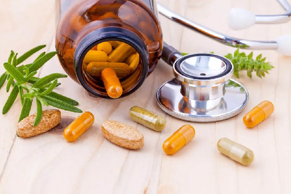 有老人和孩子的家庭需要儲備哪些藥 家里備藥一般哪些 有老人和孩子的家庭需要儲備哪些藥 家里備藥一般哪些