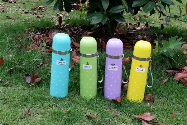 保溫杯不保溫了怎么恢復 保溫杯不保溫了還能用嗎 保溫杯不保溫了怎么恢復 保溫杯不保溫了還能用嗎