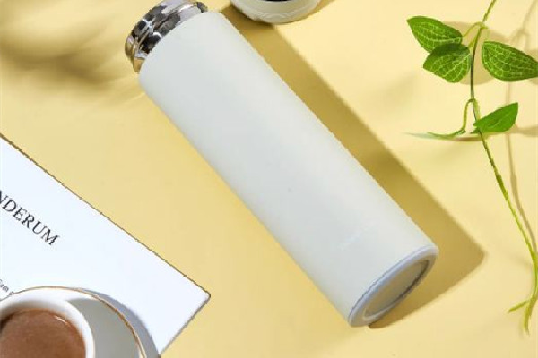 保溫杯304內(nèi)膽和316內(nèi)膽哪個好 保溫杯買什么材質(zhì)好 保溫杯304內(nèi)膽和316內(nèi)膽哪個好 保溫杯買什么材質(zhì)好