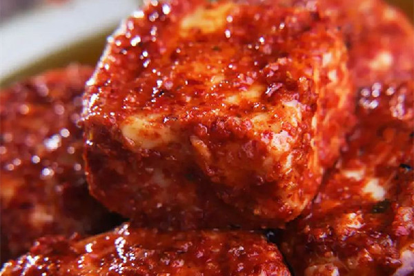 霉豆腐用什么菌發(fā)酵 霉豆腐發(fā)酵長(zhǎng)黑毛是不是壞了 霉豆腐用什么菌發(fā)酵 霉豆腐發(fā)酵長(zhǎng)黑毛是不是壞了