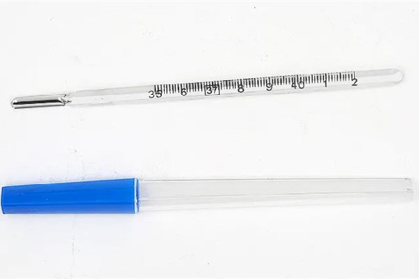 水銀體溫計的正確用法 水銀體溫計有不準確的可能嗎 水銀體溫計的正確用法 水銀體溫計有不準確的可能嗎