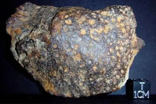 “火流星”隕石歸國家還是個(gè)人? 隕石是怎么形成的 “火流星”隕石歸國家還是個(gè)人? 隕石是怎么形成的