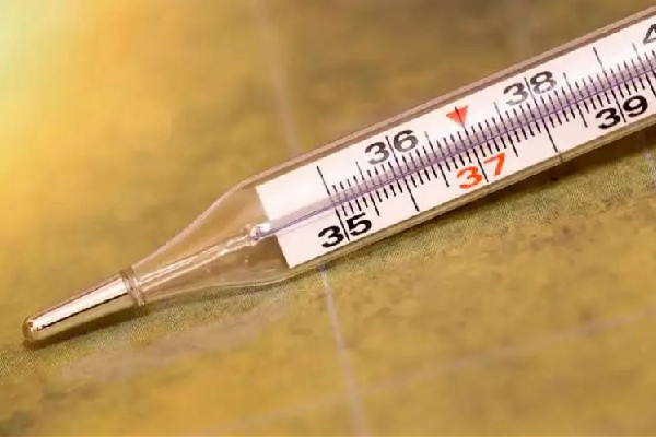 水銀體溫計(jì)準(zhǔn)確嗎 水銀體溫計(jì)和電子體溫計(jì)哪個(gè)準(zhǔn)確 水銀體溫計(jì)準(zhǔn)確嗎 水銀體溫計(jì)和電子體溫計(jì)哪個(gè)準(zhǔn)確