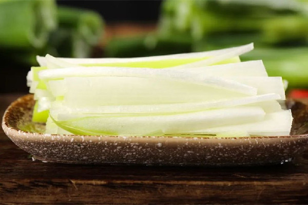 蔥白水會刺激寶寶腸胃嗎 蔥白水適合幾個月寶寶 蔥白水會刺激寶寶腸胃嗎 蔥白水適合幾個月寶寶