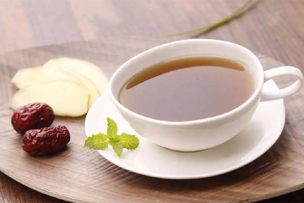 生姜紅糖水適合經(jīng)期喝嗎 生姜紅糖水可以緩解痛經(jīng)嗎 生姜紅糖水適合經(jīng)期喝嗎 生姜紅糖水可以緩解痛經(jīng)嗎