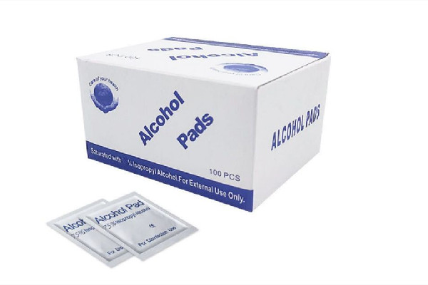 75%酒精可以物理降溫嗎 75%酒精可以直接噴皮膚嗎 75%酒精可以物理降溫嗎 75%酒精可以直接噴皮膚嗎