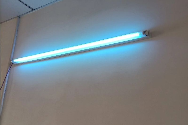 紫外線消毒燈有臭氧好還是無臭氧好 紫外線消毒燈怎么選 紫外線消毒燈有臭氧好還是無臭氧好 紫外線消毒燈怎么選