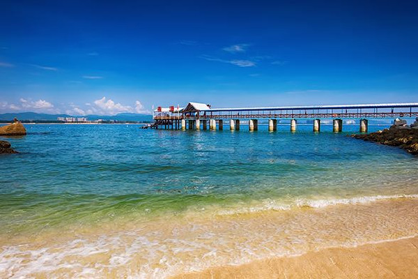 三亞18萬天價酒店一房難求 三亞有什么特產(chǎn)值得買回家 三亞18萬天價酒店一房難求 三亞有什么特產(chǎn)值得買回家