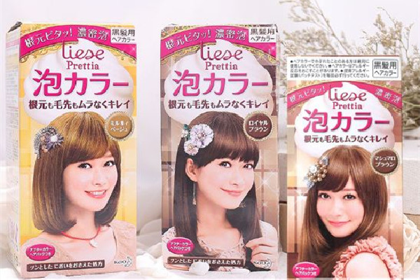 泡泡染發(fā)劑和普通染發(fā)劑哪個(gè)好 泡泡染發(fā)劑和染發(fā)膏哪個(gè)傷害大 泡泡染發(fā)劑和普通染發(fā)劑哪個(gè)好 泡泡染發(fā)劑和染發(fā)膏哪個(gè)傷害大