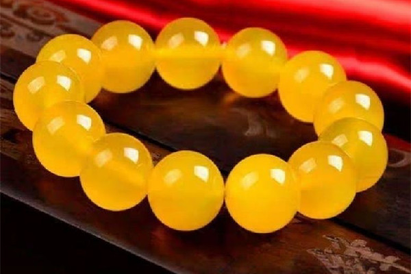 黃瑪瑙會越來越透嗎 黃瑪瑙怎么保養(yǎng) 黃瑪瑙會越來越透嗎 黃瑪瑙怎么保養(yǎng)