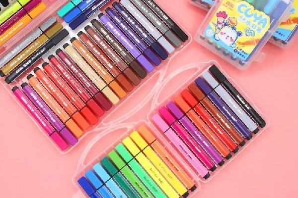 水彩筆是油性的還是水性的 水彩筆會(huì)不會(huì)透紙 水彩筆是油性的還是水性的 水彩筆會(huì)不會(huì)透紙