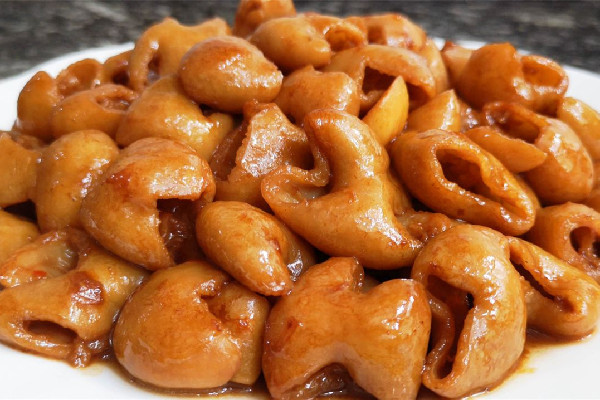 豬大腸要焯水嗎 豬大腸要焯水焯多長(zhǎng)時(shí)間 豬大腸要焯水嗎 豬大腸要焯水焯多長(zhǎng)時(shí)間