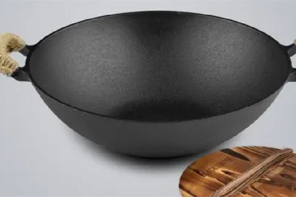 鑄鐵鍋炒菜好吃嗎 鑄鐵鍋炒菜發(fā)黑怎么回事 鑄鐵鍋炒菜好吃嗎 鑄鐵鍋炒菜發(fā)黑怎么回事