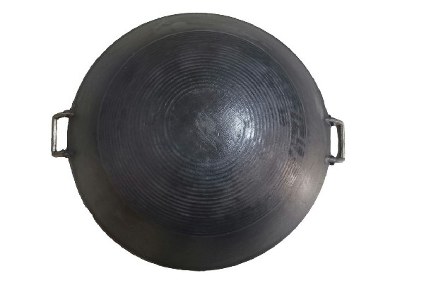 鑄鐵鍋和生鐵鍋哪個(gè)對身體好 鑄鐵鍋是什么材質(zhì)做的