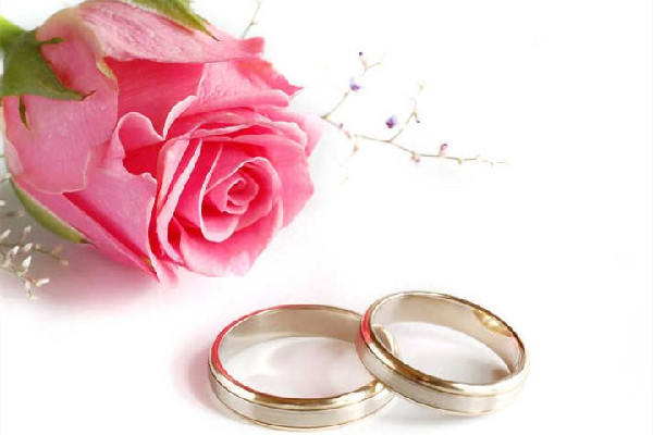 男子結(jié)婚村里無人來捧場 結(jié)婚請客需要選日子嗎 男子結(jié)婚村里無人來捧場 結(jié)婚請客需要選日子嗎