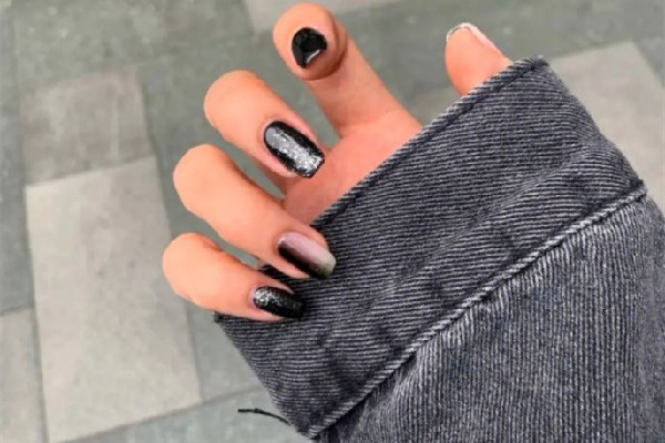 美甲建構(gòu)會不會很厚 美甲建構(gòu)要加錢嗎 美甲建構(gòu)會不會很厚 美甲建構(gòu)要加錢嗎