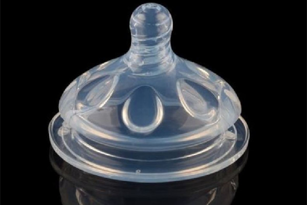 奶嘴是不是吸著吸著就會(huì)變大 奶嘴吸不出來(lái)是什么原因 奶嘴是不是吸著吸著就會(huì)變大 奶嘴吸不出來(lái)是什么原因