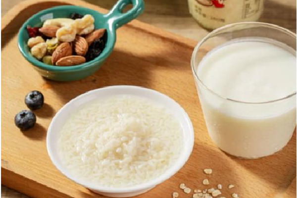 糯米酒要煮開喝嗎 糯米酒釀好后怎么保存 糯米酒要煮開喝嗎 糯米酒釀好后怎么保存