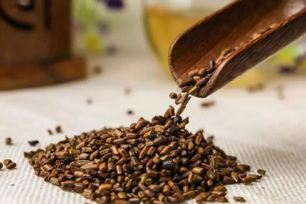 決明子和什么搭配最好 決明子菊花茶的功效和作用 決明子和什么搭配最好 決明子菊花茶的功效和作用