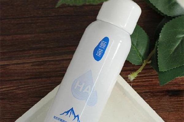 頤蓮補(bǔ)水噴霧有什么作用 頤蓮補(bǔ)水噴霧有必要買嗎 頤蓮補(bǔ)水噴霧有什么作用 頤蓮補(bǔ)水噴霧有必要買嗎