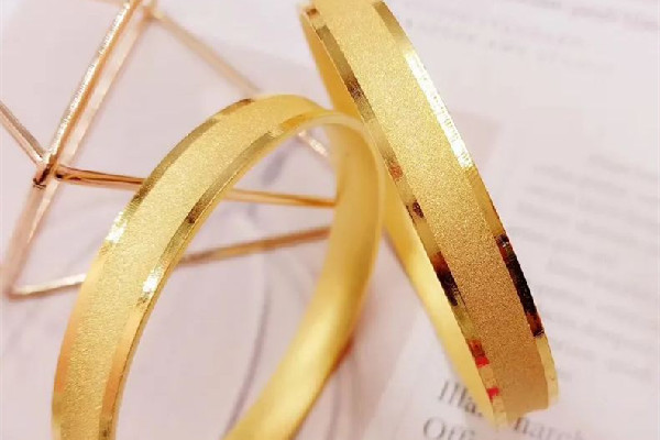 黃金手鐲變形怎么修復 黃金手鐲變形是不是假的 黃金手鐲變形怎么修復 黃金手鐲變形是不是假的