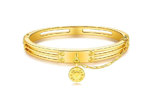 黃金手鐲怎么選圈口 黃金手鐲買大點(diǎn)好還是小點(diǎn)好 黃金手鐲怎么選圈口 黃金手鐲買大點(diǎn)好還是小點(diǎn)好