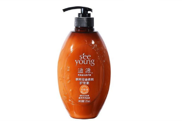 滋源護(hù)發(fā)素對(duì)頭皮好嗎 滋源護(hù)發(fā)素可以抹頭皮嗎 滋源護(hù)發(fā)素對(duì)頭皮好嗎 滋源護(hù)發(fā)素可以抹頭皮嗎