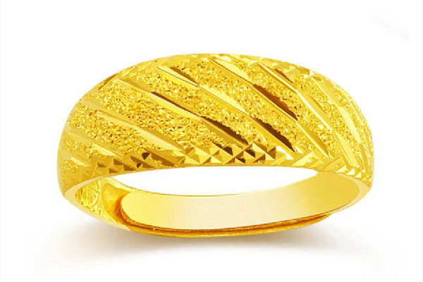 女子試戴金戒指斷兩半遭索賠 金戒指會(huì)斷嗎 女子試戴金戒指斷兩半遭索賠 金戒指會(huì)斷嗎