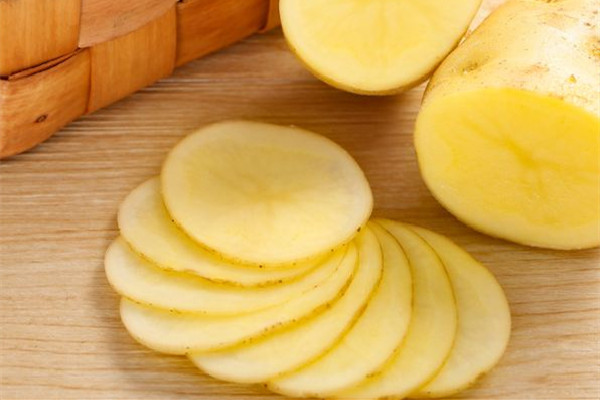 火鍋店18元一份土豆就5片 土豆下火鍋多久可以吃 火鍋店18元一份土豆就5片 土豆下火鍋多久可以吃