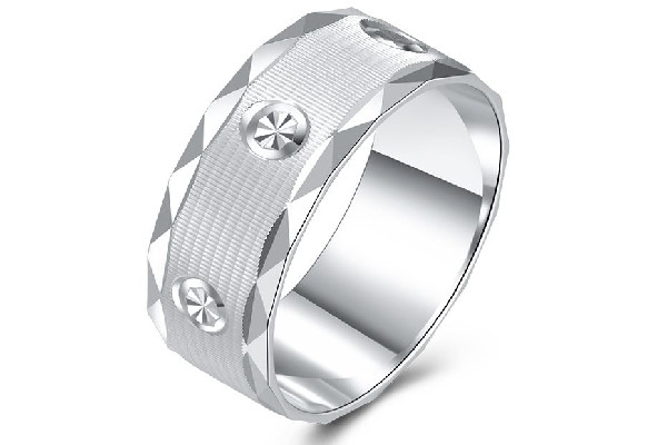 白金戒指多少錢一個(gè) 白金戒指是按克賣嗎 白金戒指多少錢一個(gè) 白金戒指是按克賣嗎