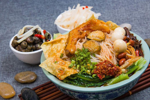 官方回應(yīng)游客打包螺螄粉上動(dòng)車 螺螄粉的味道多久可以散去 官方回應(yīng)游客打包螺螄粉上動(dòng)車 螺螄粉的味道多久可以散去