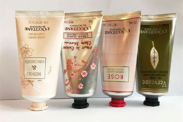 歐舒丹護(hù)手霜保質(zhì)期過了還能用嗎 歐舒丹護(hù)手霜可以當(dāng)身體乳用嗎 歐舒丹護(hù)手霜保質(zhì)期過了還能用嗎 歐舒丹護(hù)手霜可以當(dāng)身體乳用嗎