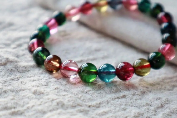 碧璽佩戴禁忌有什么 碧璽佩戴后會(huì)有變化嗎 碧璽佩戴禁忌有什么 碧璽佩戴后會(huì)有變化嗎