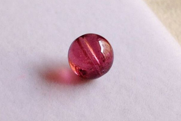 碧璽的種類有哪些 碧璽會有裂紋和棉絮嗎 碧璽的種類有哪些 碧璽會有裂紋和棉絮嗎