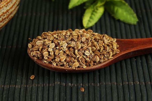 蛇床子泡水喝功效作用 蛇床子泡水喝能壯陽(yáng)嗎 蛇床子泡水喝功效作用 蛇床子泡水喝能壯陽(yáng)嗎