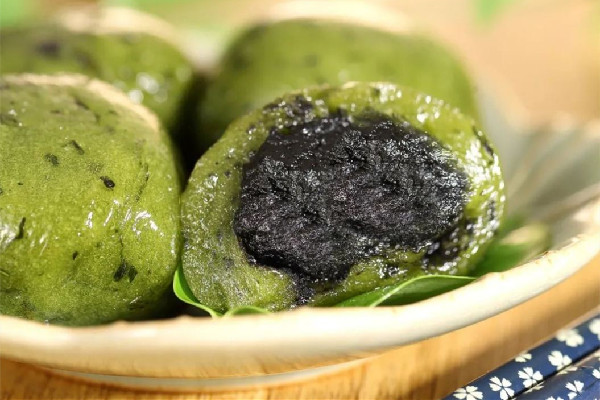 青團(tuán)適合減肥吃嗎 青團(tuán)吃了會(huì)長胖嗎 青團(tuán)適合減肥吃嗎 青團(tuán)吃了會(huì)長胖嗎