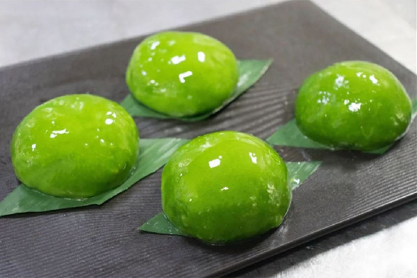 青團(tuán)的營養(yǎng)價(jià)值和功效 青團(tuán)適合什么人群吃 青團(tuán)的營養(yǎng)價(jià)值和功效 青團(tuán)適合什么人群吃