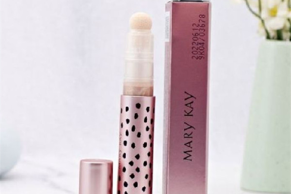 高光棒的正確使用方法 高光棒用什么抹開(kāi)