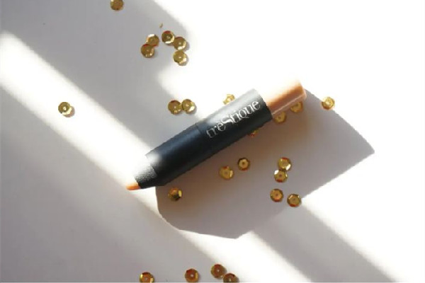 高光棒會(huì)堵塞毛孔嗎 高光棒對(duì)皮膚有什么傷害 高光棒會(huì)堵塞毛孔嗎 高光棒對(duì)皮膚有什么傷害