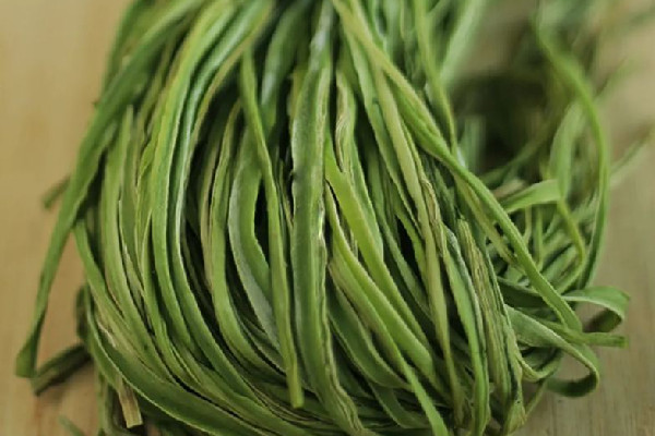 貢菜是什么樣子的 貢菜是不是萵筍 貢菜是什么樣子的 貢菜是不是萵筍