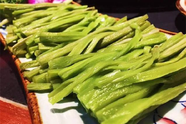 貢菜要泡多長(zhǎng)時(shí)間 貢菜泡開(kāi)可以直接吃嗎 貢菜要泡多長(zhǎng)時(shí)間 貢菜泡開(kāi)可以直接吃嗎