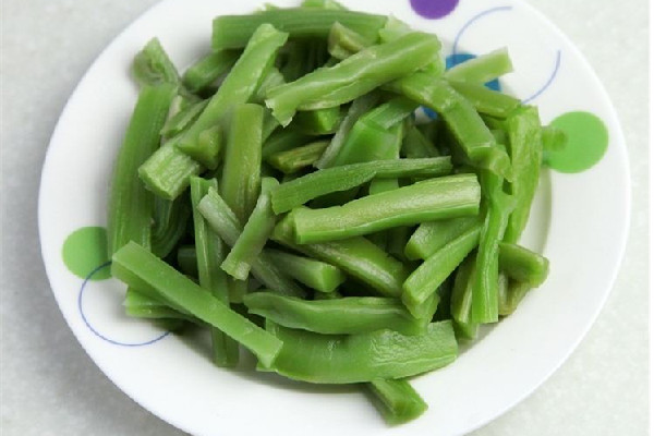 貢菜是什么樣子的 貢菜是不是萵筍 貢菜是什么樣子的 貢菜是不是萵筍
