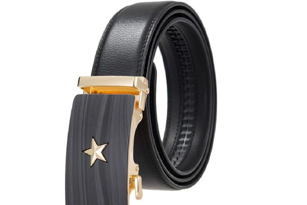 牛皮皮帶怎么鑒定 牛皮皮帶會出現(xiàn)裂紋嗎 牛皮皮帶怎么鑒定 牛皮皮帶會出現(xiàn)裂紋嗎