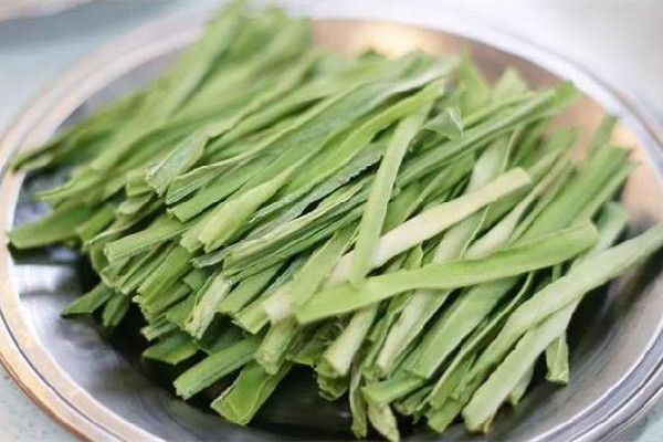 貢菜要泡多長(zhǎng)時(shí)間 貢菜泡開(kāi)可以直接吃嗎 貢菜要泡多長(zhǎng)時(shí)間 貢菜泡開(kāi)可以直接吃嗎