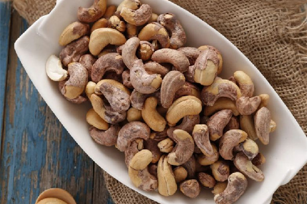 腰果要烤多久才熟 腰果怎么烤能又脆又香 腰果要烤多久才熟 腰果怎么烤能又脆又香