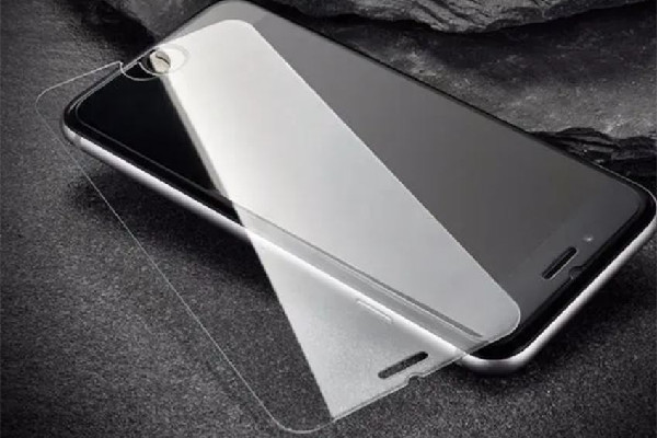 男子手機貼膜被收費185元 手機貼膜哪種膜最好 男子手機貼膜被收費185元 手機貼膜哪種膜最好