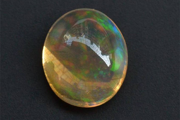 歐泊石會不會氣泡越來越多 歐泊石有氣泡正常嗎 歐泊石會不會氣泡越來越多 歐泊石有氣泡正常嗎