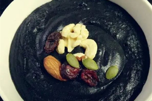黑芝麻糊可以天天喝嗎 黑芝麻糊吃多了有什么副作用 黑芝麻糊可以天天喝嗎 黑芝麻糊吃多了有什么副作用