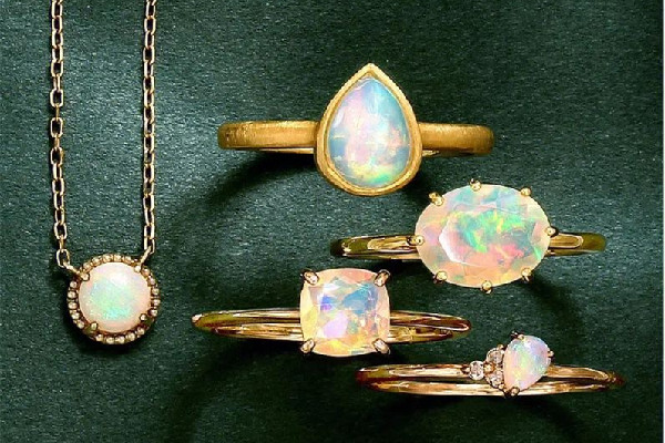 歐泊石值錢嗎 歐泊石多少錢一克 歐泊石值錢嗎 歐泊石多少錢一克